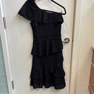 Gianni Bini Elegant Black One-Shoulder Dress